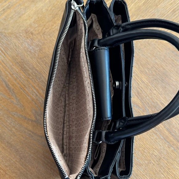 GUESS Northville Shopper Crossbody Bag Wholesale Black Faux Leather - Picture 10 of 14